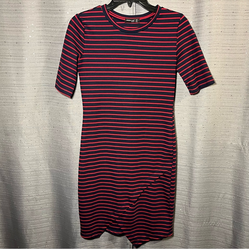 Popular Basics Red/Black Asymmetrical Above Knee Dress Size Medium